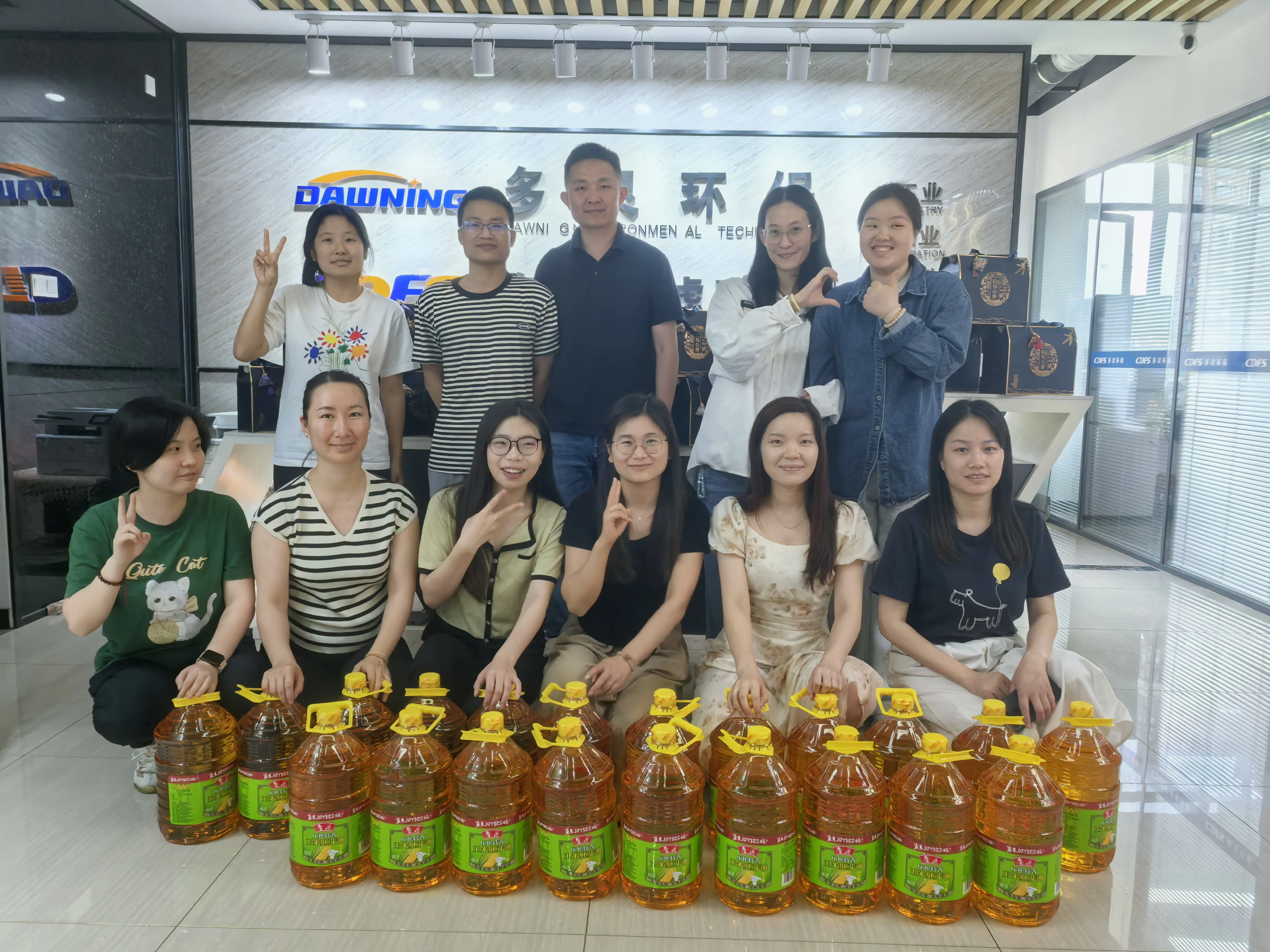 Dawning Dragon Boat Festival ประกาศการจัดวันหยุดบริการ